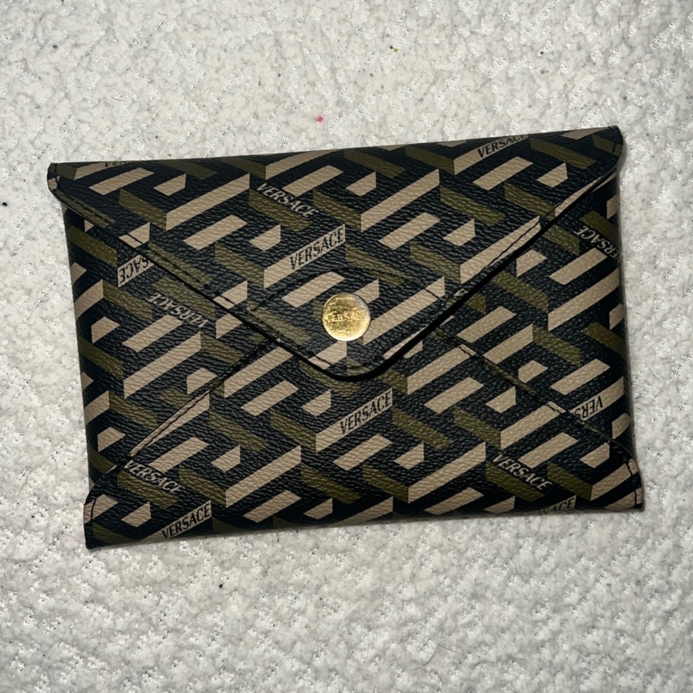 Versace La Greca envelope wallet pouch ✨✨✨